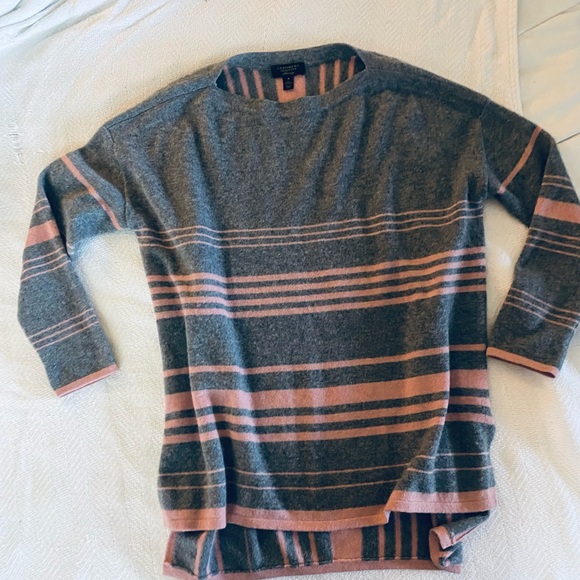 Medium Cashmere Crewneck Sweater in Heather Gray w/ Pink Stripes - Picture 3 of 6